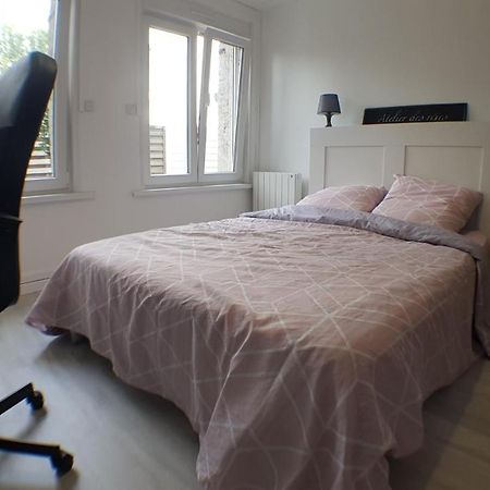 Appartement Avec Jardin Hyper Entre 瓦朗西纳 外观 照片