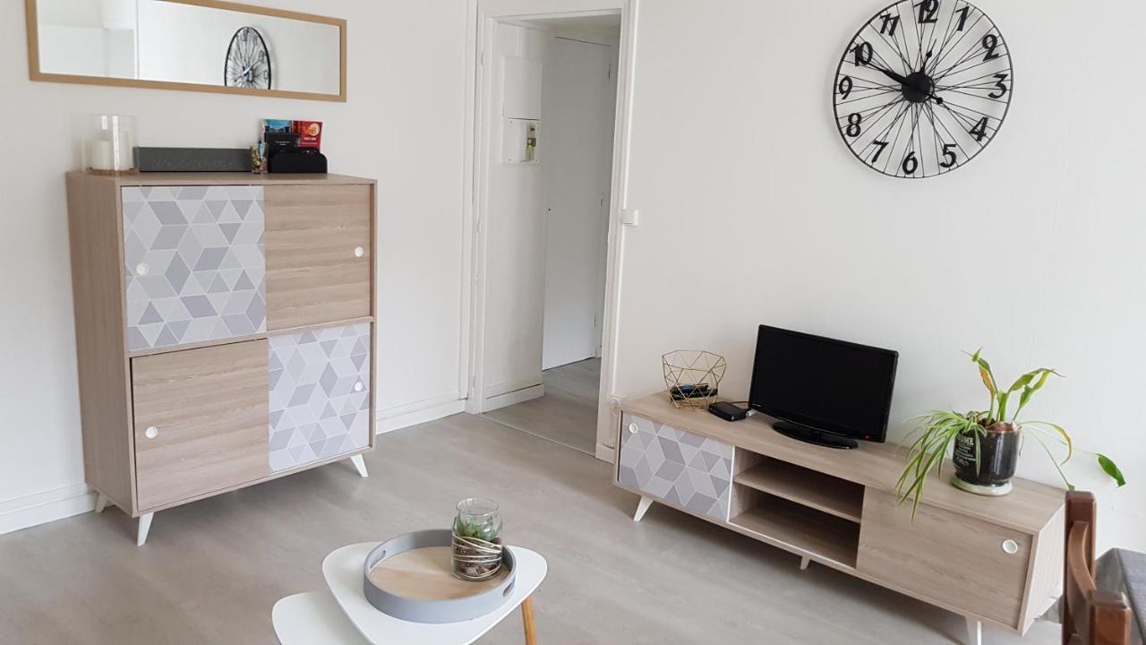 Appartement Avec Jardin Hyper Entre 瓦朗西纳 外观 照片