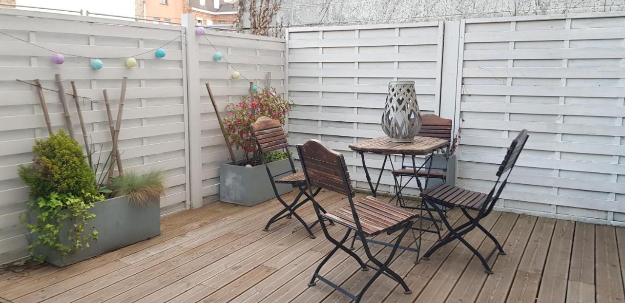 Appartement Avec Jardin Hyper Entre 瓦朗西纳 外观 照片